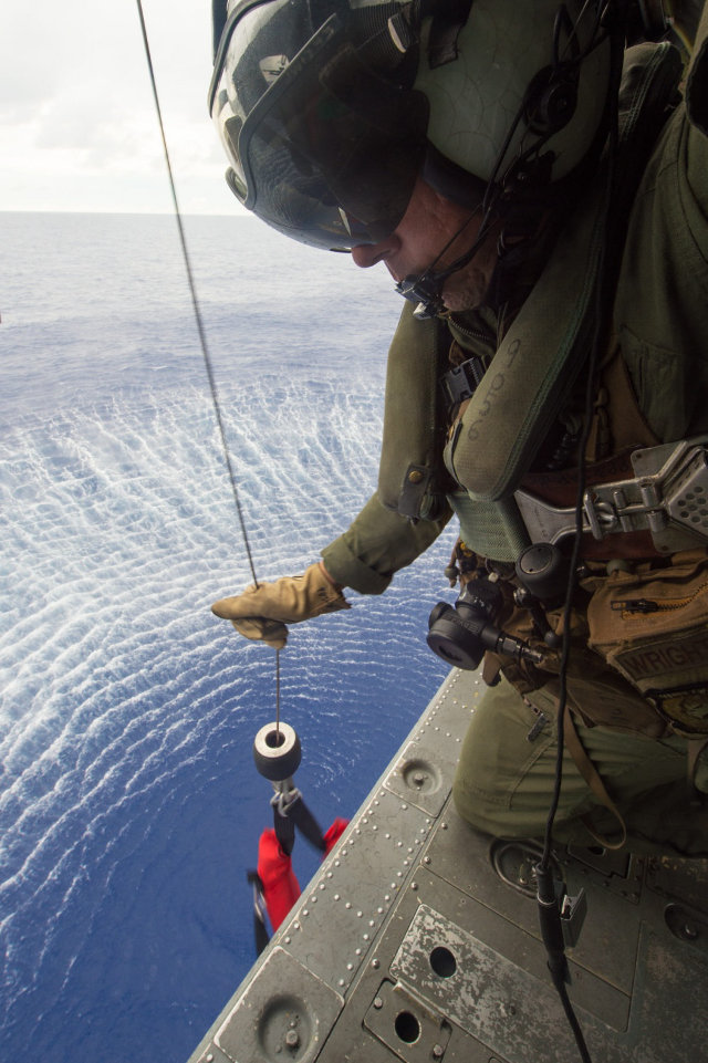 U.S. Navy photo by Mass Communication Specialist 1st Class Elijah G. Leinaar