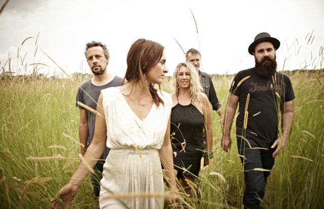 Twisted Folk Concert Series Presents The Waifs On August 22