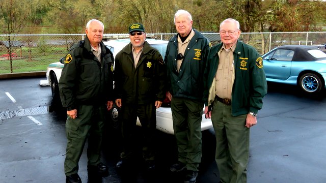 Sheriff Volunteers Corralled The Traffic At Copper Run