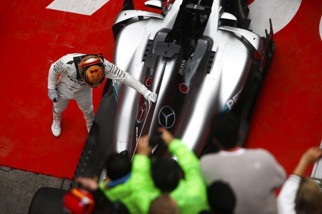 Hamilton Takes Chinese Grand Prix As Mercedes & Ferrari Battle At Top Of F1