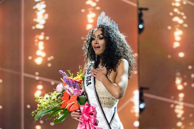 District of Columbia’s Kára McCullough Crowned Miss USA