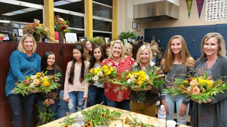 Bret Harte FFA “Blooms” with the Community this Thanksgiving