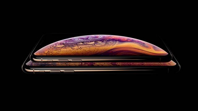 Apple Launches iPhone Xs and iPhone Xs Max