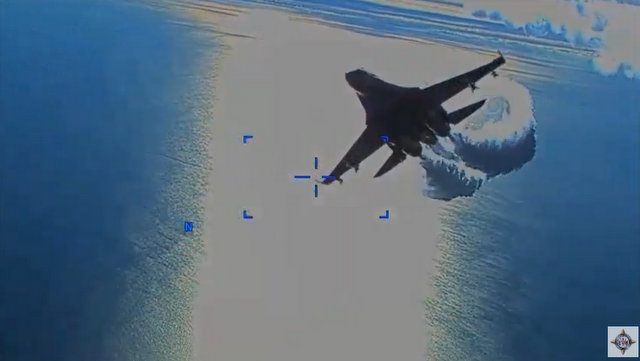 US Air Force MQ 9 Camera footage: Russian Su 27 Black Sea Intercept