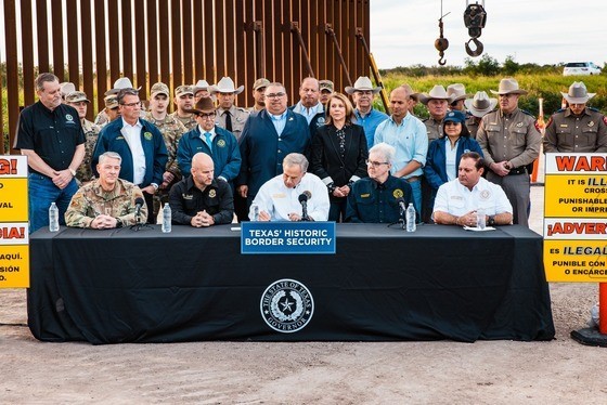 Texas Governor Abbott Signs Border Security Measures Allowing Arrest of Illegal Migrants