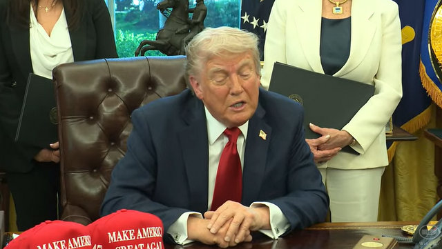 President Trump Signs Executive Orders in the Oval Office, Apr. 23, 2025