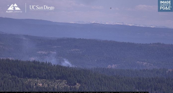 Traffic & Fire Update….(Smoke Output Dropped) Firefighters Working the Cross Fire on Ben Thorn Drive in Dorrington
