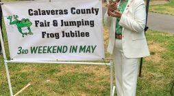 Senator Marie Alvarado-Gil Welcomes Media to Capitol Frog Jump Tradition