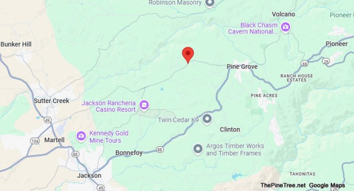 Traffic Update….Subaru Outback Off Ridge Road Into Ditch