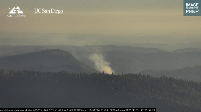 (Update…Forward Progress Stopped at .54 Acre) Traffic & Fire Update…1 1/2 to 2 Acre Vegetation Fire East of San Antonio Creek & North of Cougar Rock