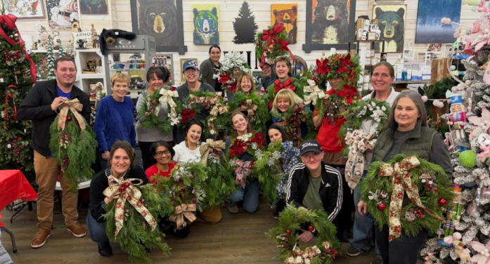 Arnold Ace Home Center Thanks Everyone Who Attended Their Holiday Classes