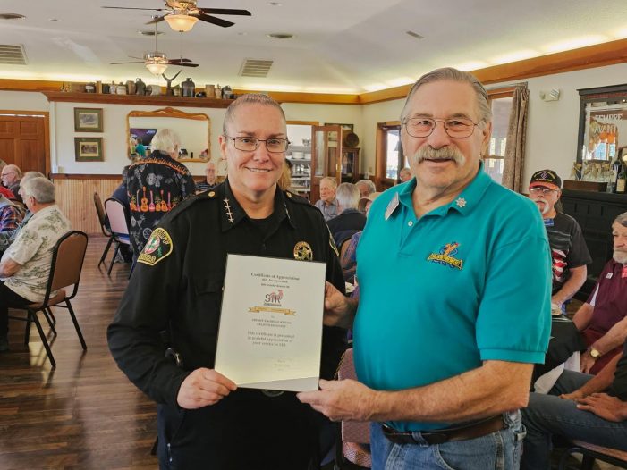 Sheriff Connects with SIR Members at Luncheon.