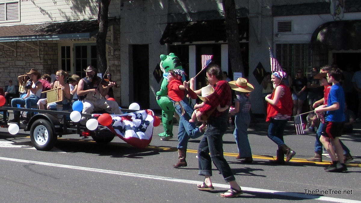 FrogJumpParade26 (80)