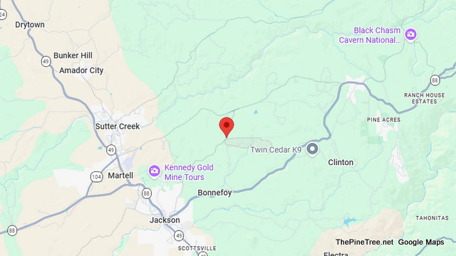 Traffic Update….Vehicle into Ditch Off New York Ranch Road